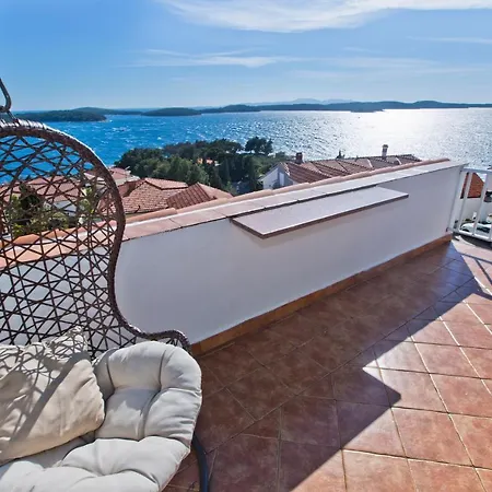 아파트마니 마린카 비스코비치