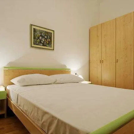 Marinka Viskovic Hvar Town