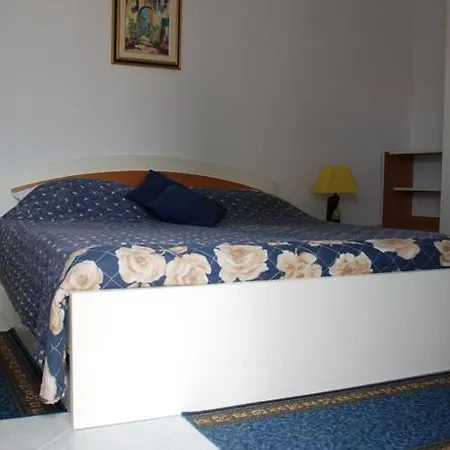 Marinka Viskovic Hvar Town