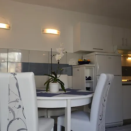 Marinka Viskovic Hvar Town