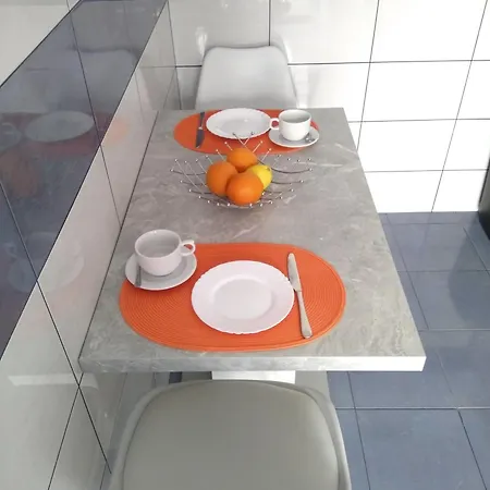 Marinka Viskovic * Hvar Town