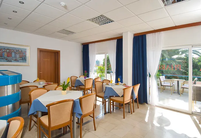 Marinka Viskovic * Hvar Town