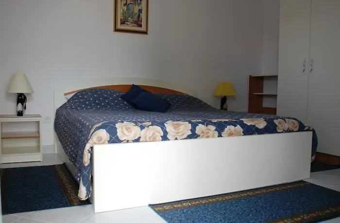 Marinka Viskovic Hvar Town