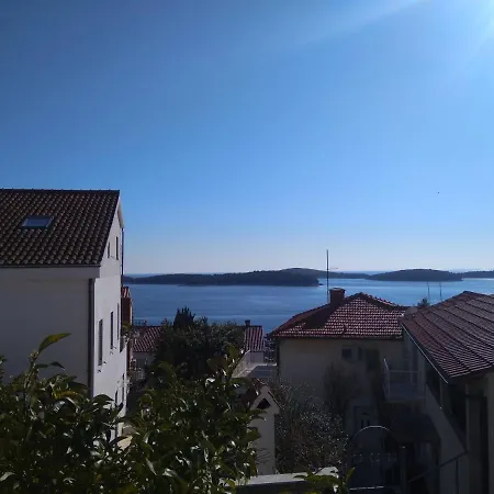 Marinka Viskovic * Hvar Town